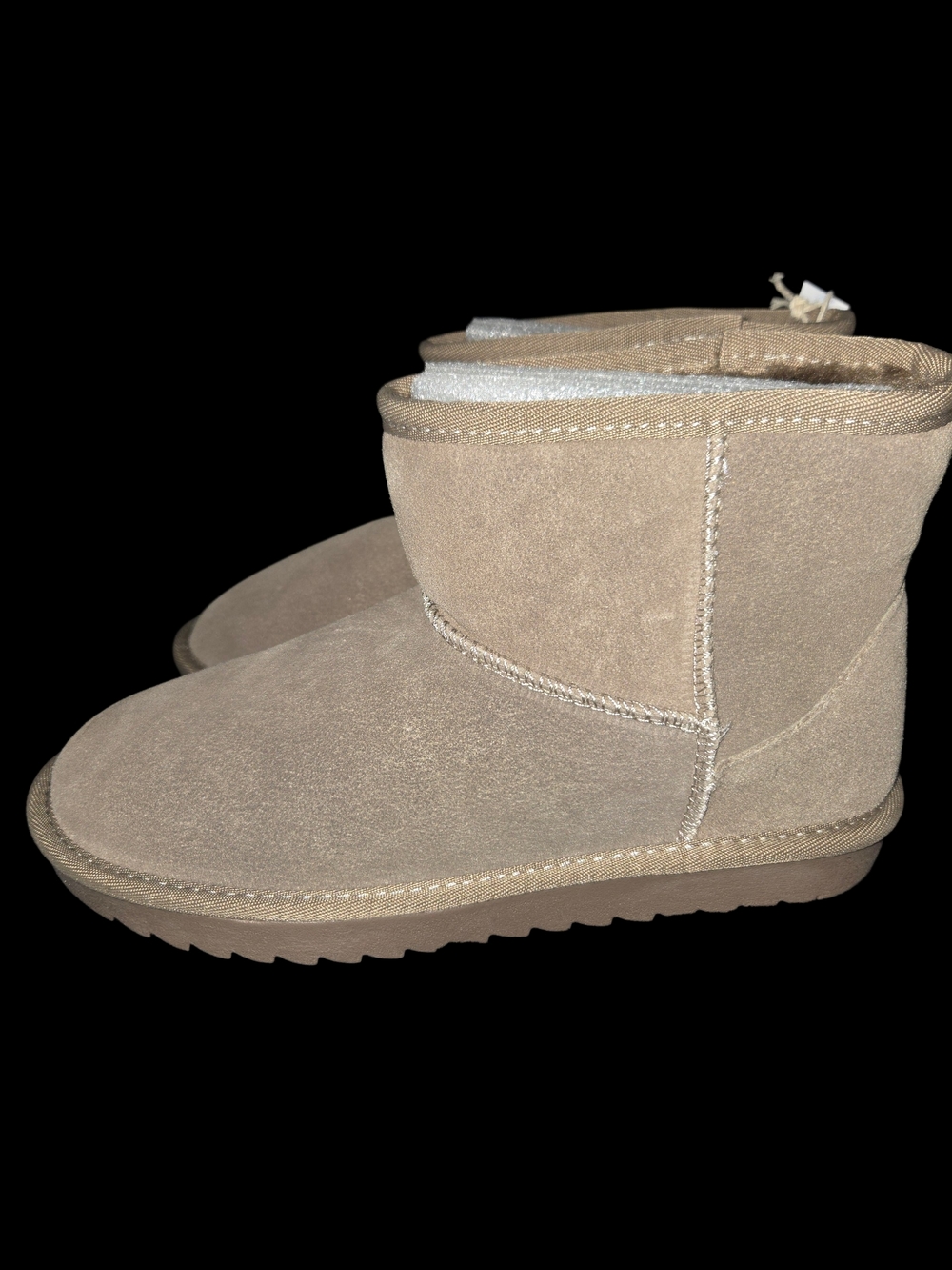 Cushionaire tan suede ankle boots